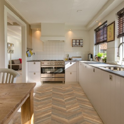 Porcelanato Alberdi 60x60 Sandalo Rojizo Símil Madera
