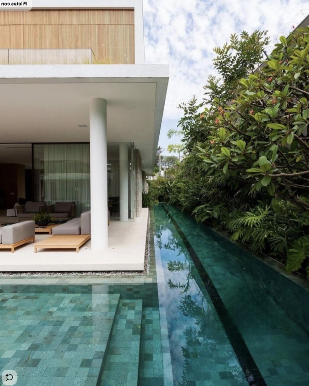 Porcelanato Cerro Negro 64x64 Piedra Bali Piscina