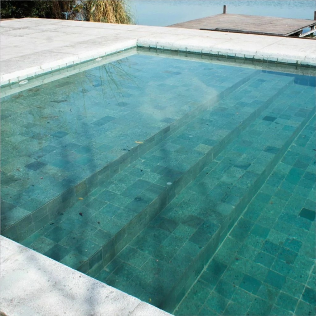 Porcelanato Cerro Negro 64x64 Piedra Bali Piscina