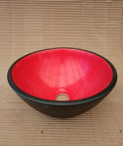 Bacha Artesanal Elíptica De Apoyo Fango 35X13 Roja Y Negra