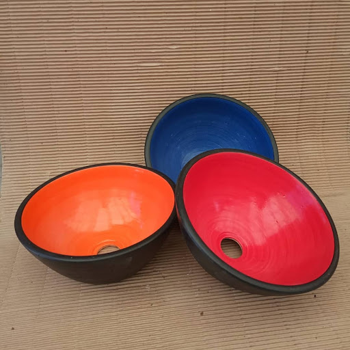 Bacha Artesanal Elíptica De Apoyo Fango 35X13 Naranja Y Negra