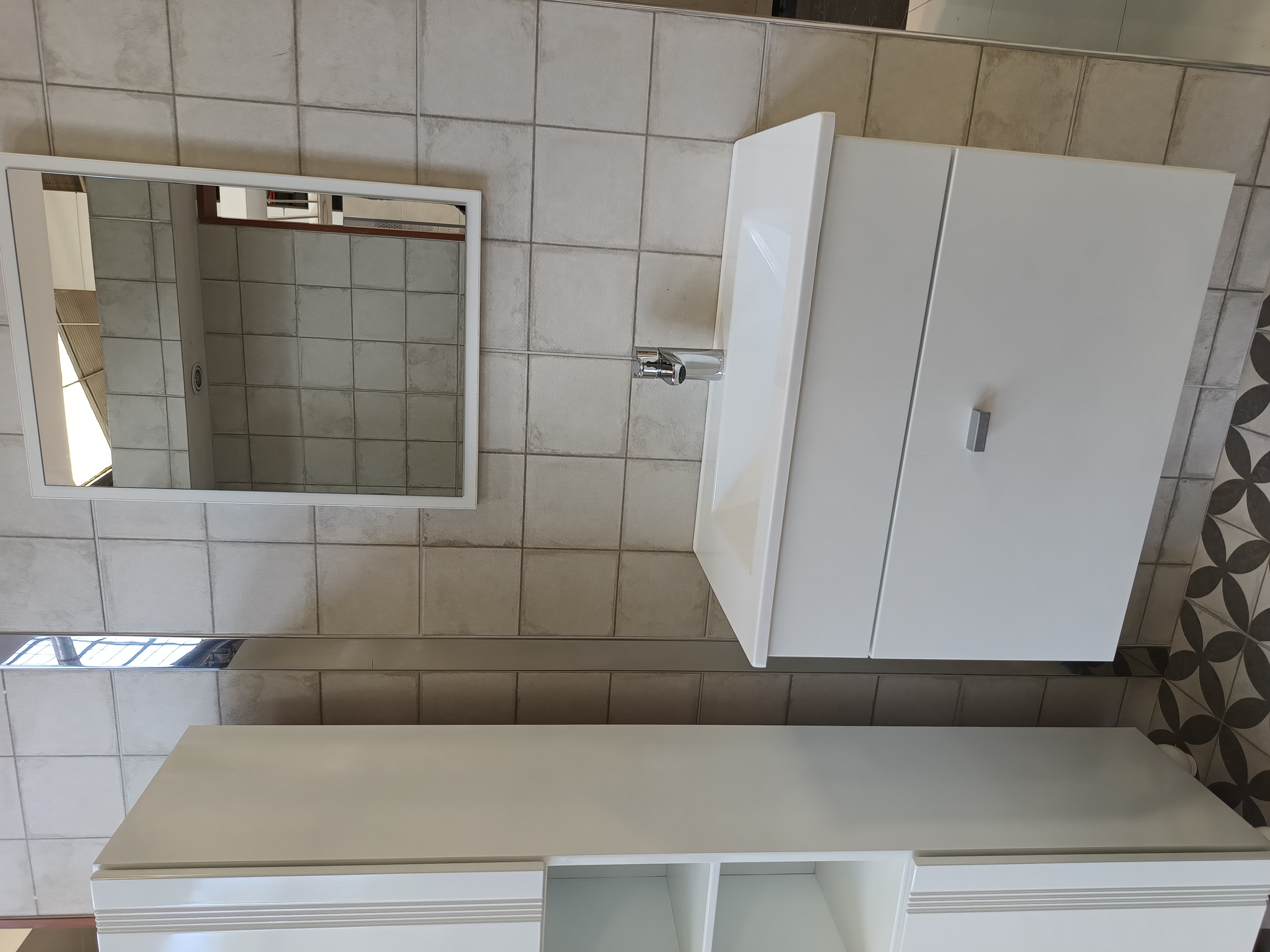Vanitory Con Bacha De 3 Agujeros Para Colgar FI Lanin Blanco 50 cm