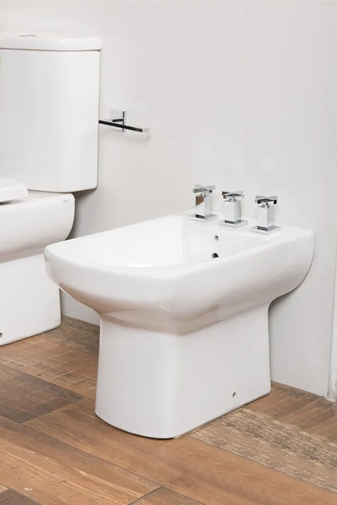 Bidet Roca Dama Senso De 3 Agujeros Blanco